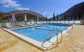 Aparment 3 C
